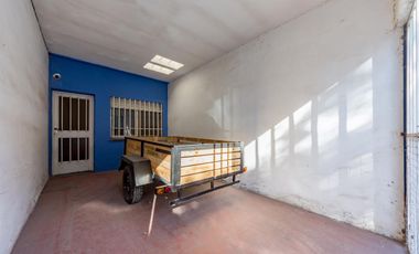 VENTA / Permuta- Casa - 2 dormitorios con local- Capitán Bermúdez, San Lorenzo