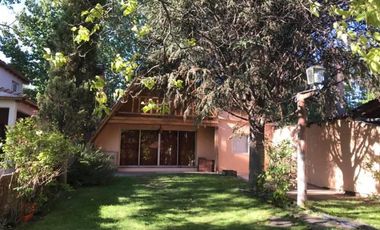 CASA 3 DORM VILLA LAGO MARIMENUCO