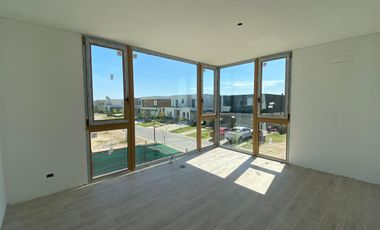 ACEPTA FINANCIACION!! Casa en Venta en Carpinchos - Nordelta
