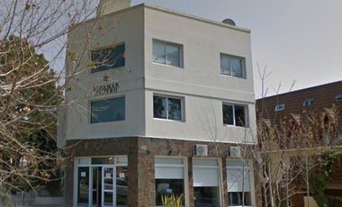 Edificio Comercial en venta - 3 niveles - oficinas baños - 1014mts2 -  Pinamar