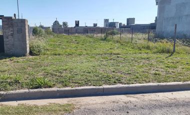 Terreno Estación Alvear - 300m2