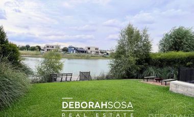 Casa de estilo moderno en Venta al agua! 4 ambientes al agua con pileta - El Cantón- Escobar