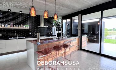 Casa de estilo moderno en Venta al agua! 4 ambientes al agua con pileta - El Cantón- Escobar