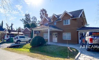 CASA en VENTA en Echeverria del Lago - Canning