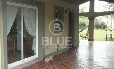 Casa Venta Canning Echeverria del Lago 4 Ambientes