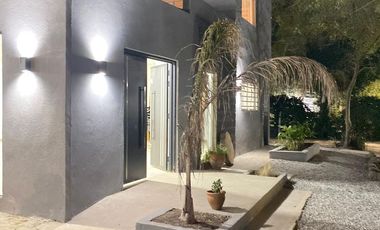 Casa en venta - 1 Dormitorio 3 Baños - 960Mts2 - Florencio Varela, Bosques