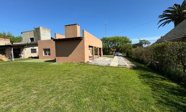 Casa 3 amb con amplio parque. Mar Chiquita
