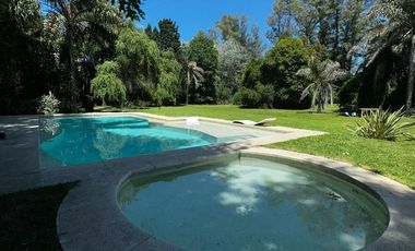 GRAN CASA EN VENTA C/LOTE DE 6157M2, EL MORO, MARCOS PAZ