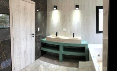 Casa en venta - 3 Dormitorios 3 Baños - Cochera - 530Mts2 - San Pablo, Pilar