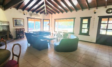 JMR Propiedades | Barrio Parque Pero | Excelente Casa en Venta