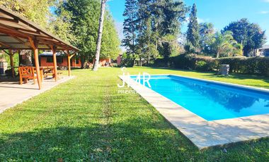 JMR Propiedades | Barrio Parque Pero | Excelente Casa en Venta