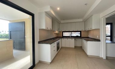 Excelente casa en venta en Altos de Campo Grande