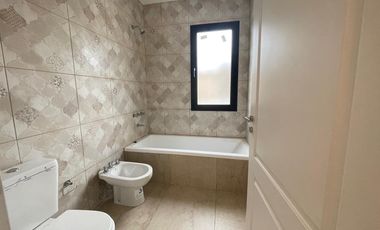 Excelente casa en venta en Altos de Campo Grande