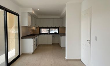 Excelente casa en venta en Altos de Campo Grande