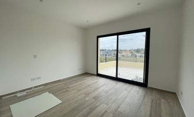 Excelente casa en venta en Altos de Campo Grande