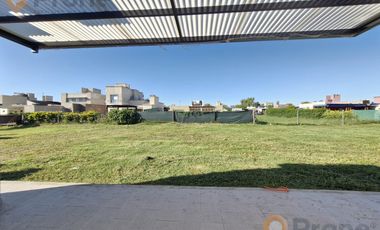 Casa en Funes