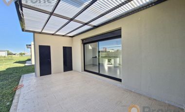 Casa en Funes