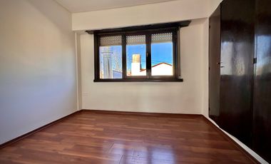 Venta  Triplex en Barrio San Carlos Mar del Plata