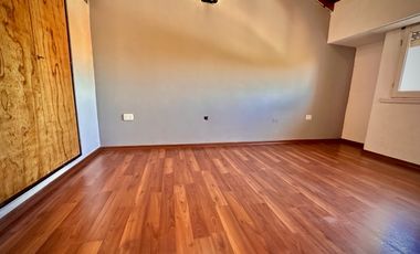 Venta  Triplex en Barrio San Carlos Mar del Plata
