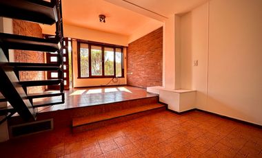 Venta  Triplex en Barrio San Carlos Mar del Plata