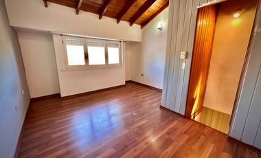 Venta  Triplex en Barrio San Carlos Mar del Plata