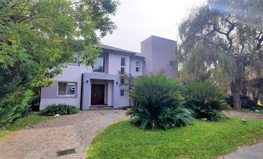 Excelente OPORTUNIDAD en Exclusivo Country de Pilar