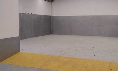 VENTA DE 3 BODEGAS COMERCIALES MUY CERCA CONSTITUYENTES