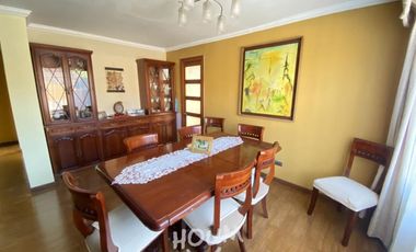 CASA EN VENTA CALLE PINTOR ARTURO GORDON