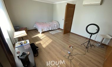 CASA EN VENTA CALLE PINTOR ARTURO GORDON
