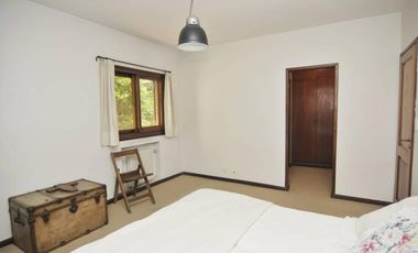 Casa jardin  y pileta y terreno -  Lomas Schoenstatt