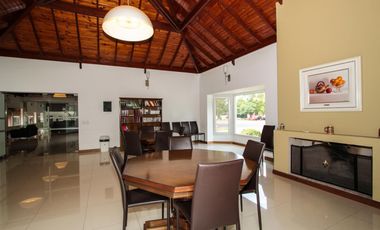 Excelente OPORTUNIDAD para tener tu casa de los sueños en el Country Pilar del Lago