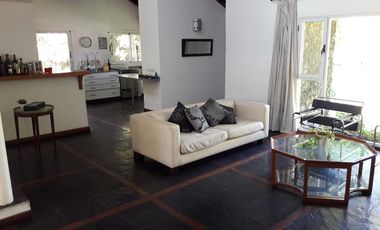 Excelente OPORTUNIDAD para tener tu casa de los sueños en el Country Pilar del Lago