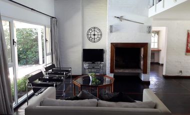 Excelente OPORTUNIDAD para tener tu casa de los sueños en el Country Pilar del Lago