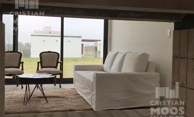 Excelente Casa en Puertos del Lago