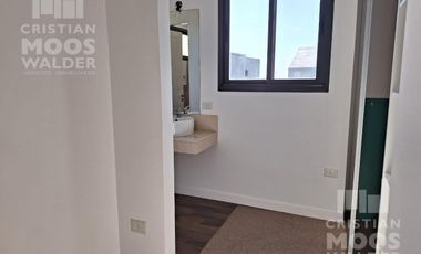 Excelente Casa en Puertos del Lago