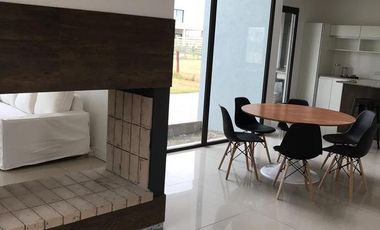 Excelente Casa en Puertos del Lago