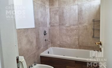 Excelente Casa en Puertos del Lago