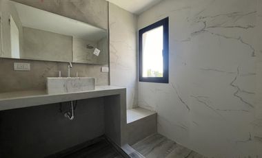 Casa a estrenar equipada c/pileta San Ramiro, Pilar del Este - Mallmann Propiedades