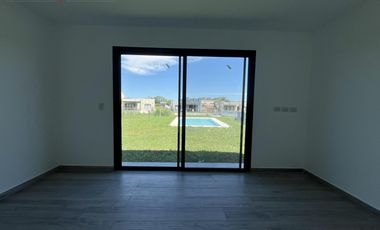 Casa a estrenar equipada c/pileta San Ramiro, Pilar del Este - Mallmann Propiedades