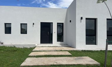 Casa a estrenar equipada c/pileta San Ramiro, Pilar del Este - Mallmann Propiedades