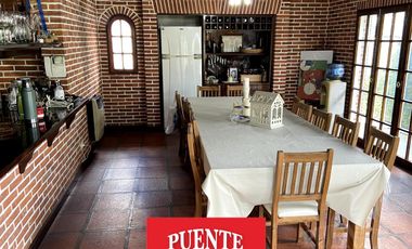Importante Chalet en Venta en Monte Grande sobre lote de 1400 m2