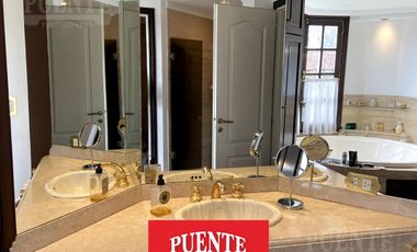 Importante Chalet en Venta en Monte Grande sobre lote de 1400 m2