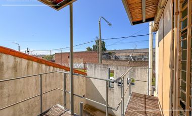 Departamento en venta 2 Ambientes, Bernal - Con Cochera cubierta.  APTO CREDITO!