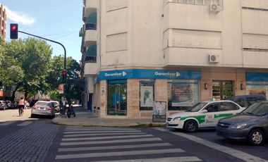 Local en venta en La Plata