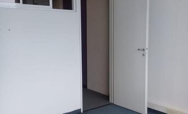 Alquiler Oficina de 50 m2 en  Monserrat