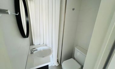 Departamento de 3 ambientes CON DETALLES DE CATEGORÍA en venta, en San Isidro.
