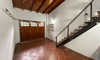 Casa en Ezeiza, varela 1222