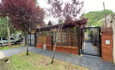 Casa en Ezeiza, varela 1222