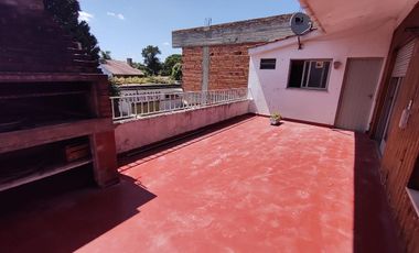 Casa - Turdera