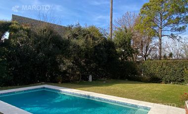 CASA EN VENTAY ALQUILER  EN LOS HORNEROS C.C. - MAROTO PROPIEDADES-